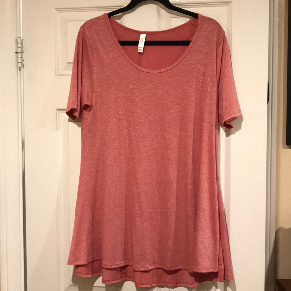 Lularoe Perfect Tee size small. Worn once.
